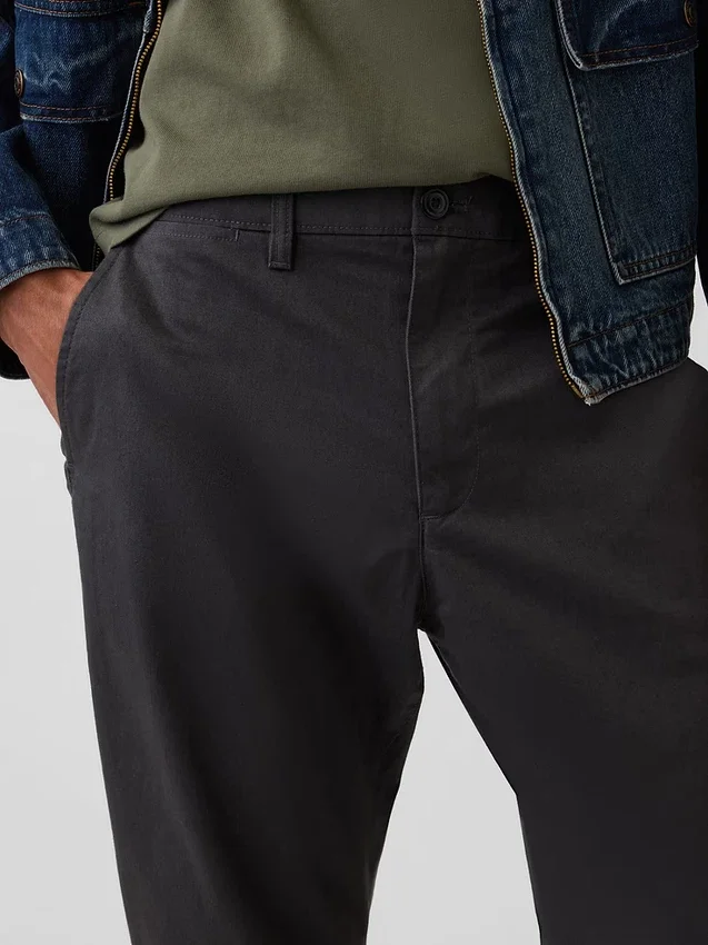 Moderní úzké khaki kalhoty