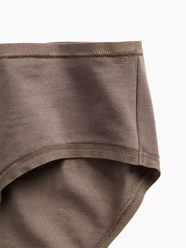 Nejměkčí hipsterky z organické strečové bavlny