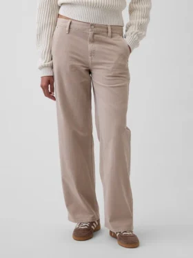 Nízký pas, volné khaki kalhoty ve stylu 90. let
