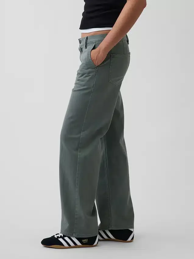 Nízký pas, volné khaki kalhoty ve stylu 90. let