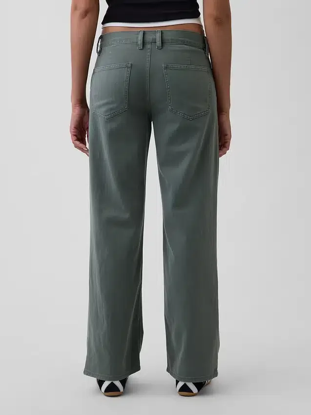 Nízký pas, volné khaki kalhoty ve stylu 90. let