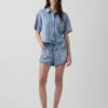 Šortky Easy Dolphin z ultrajemného denimu se středně vysokým pasem