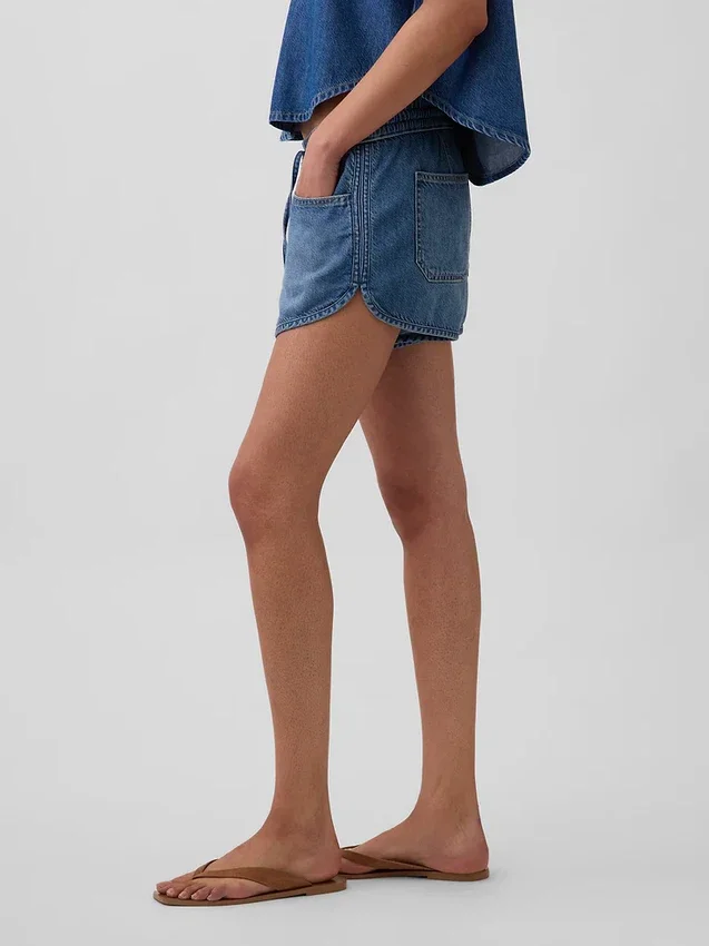 Šortky Easy Dolphin z ultrajemného denimu se středně vysokým pasem