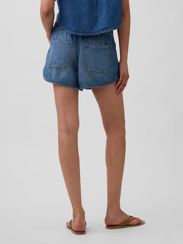 Šortky Easy Dolphin z ultrajemného denimu se středně vysokým pasem