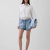 Šortky Easy Dolphin z ultrajemného denimu se středně vysokým pasem