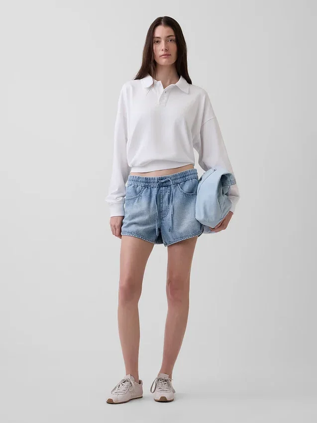 Šortky Easy Dolphin z ultrajemného denimu se středně vysokým pasem