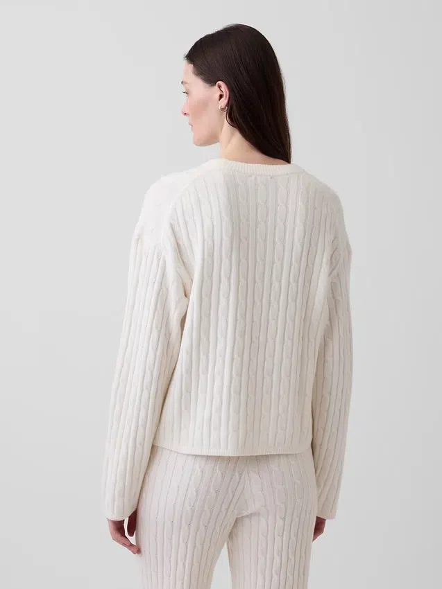 Oversized svetr s copánkovým vzorem z materiálu CashSoft