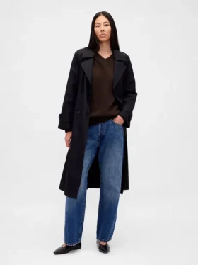 Oversized svetr s výstřihem do V z materiálu CashSoft