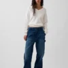 Oversized svetr s výstřihem do V z materiálu CashSoft