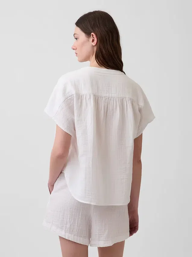 Oversized top z bavlněné gázy s rozparkem u krku