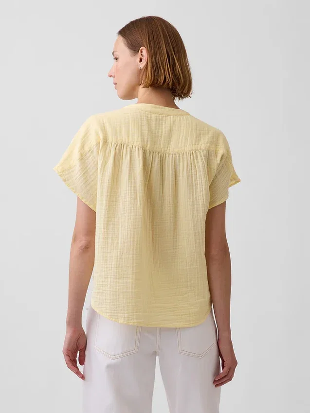 Oversized top z bavlněné gázy s rozparkem u krku