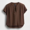 Oversized top z bavlněné gázy s rozparkem u krku