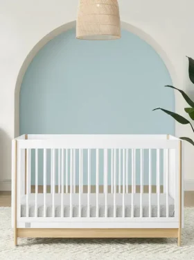 Přestavitelná postýlka babyGap Tate