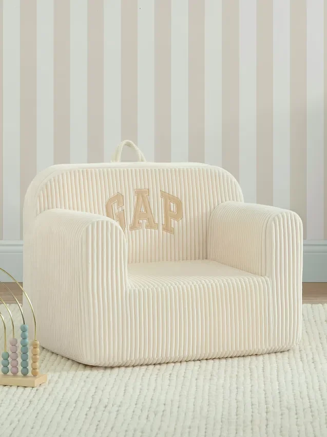 Pěnová židlička babyGap s žebrovaným velurem a logem
