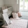 Prošívaná hrací podložka Gilded Bird Spring Toile