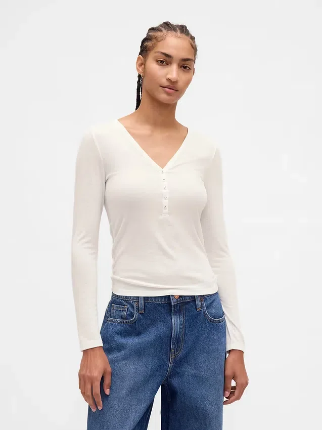 Průsvitné žebrované tričko s výstřihem Henley