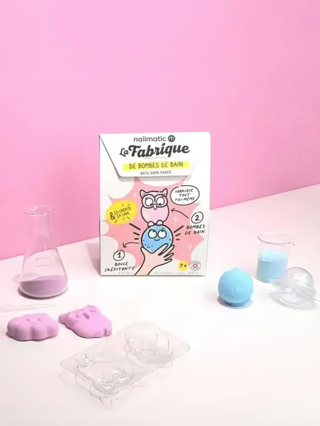 Sada na výrobu koupelových bomb Nailmatic s šumivou koupelovou koulí