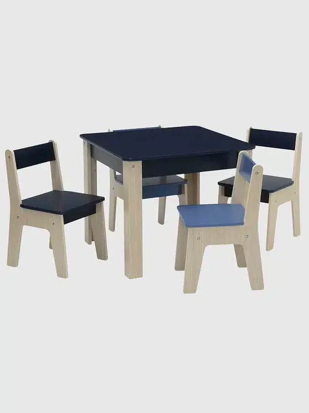 Sada stolku a židliček pro batolata