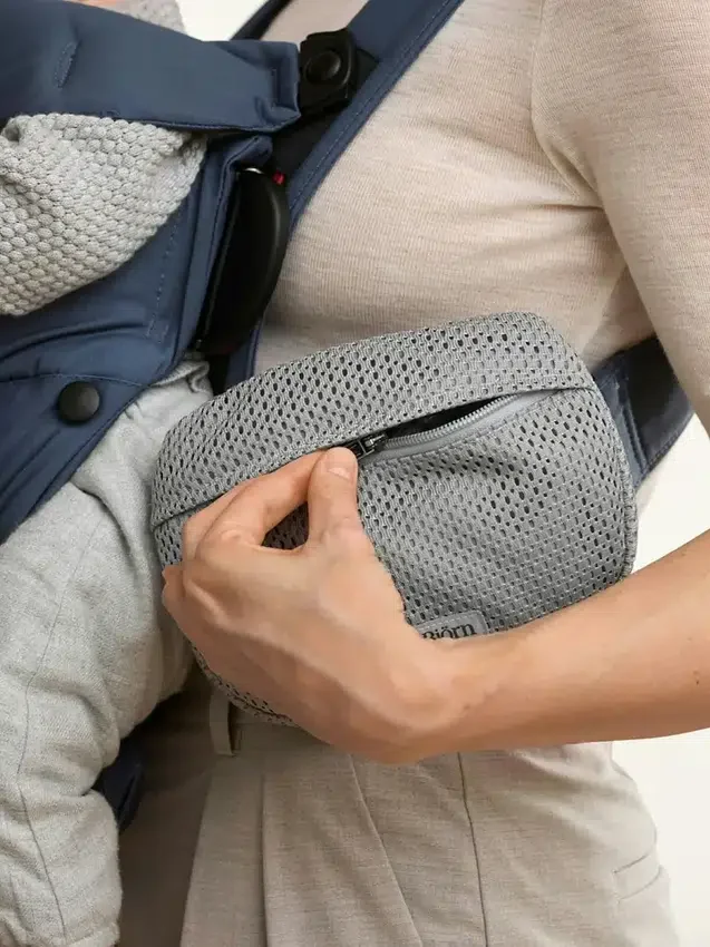 Síťovaná kapsa Babybjorn pro nosiče