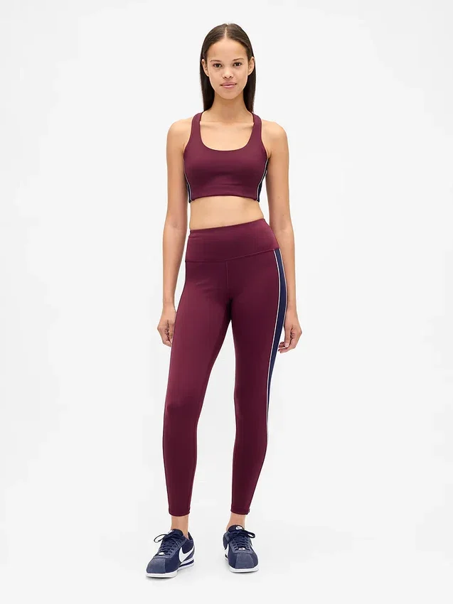 Sportovní podprsenka GapFit Power pro střední zátěž