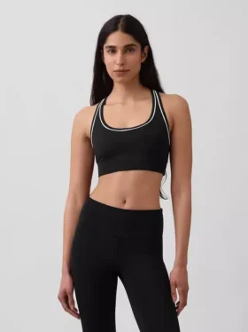 Sportovní podprsenka GapFit Smooth s racerbackem pro střední zátěž