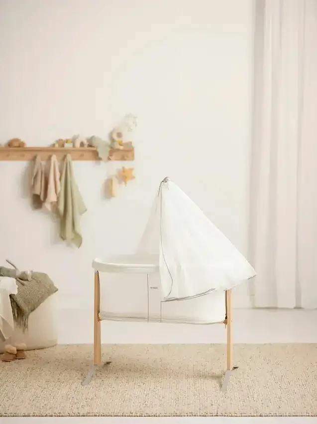 Stříška BabyBjörn pro kolébku