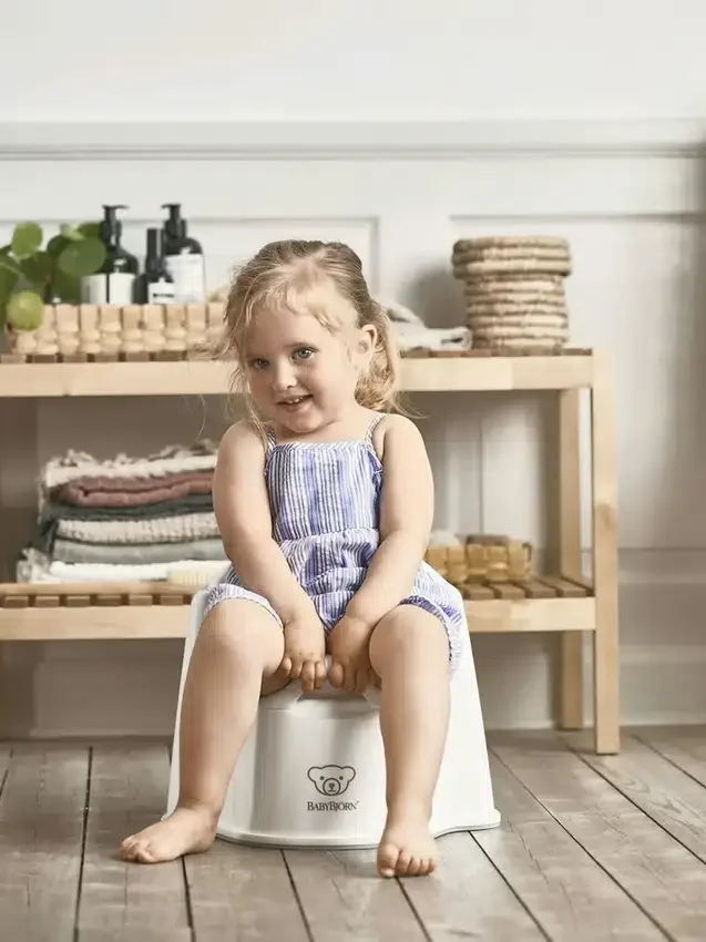 Třídílná sada BabyBjörn pro nácvik používání nočníku