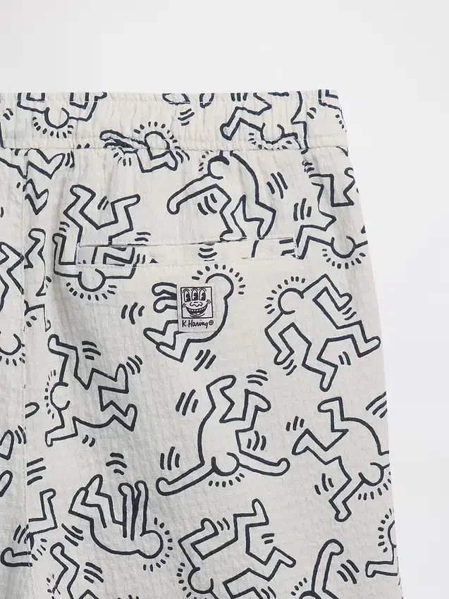 Texturované volné šortky Keith Haring