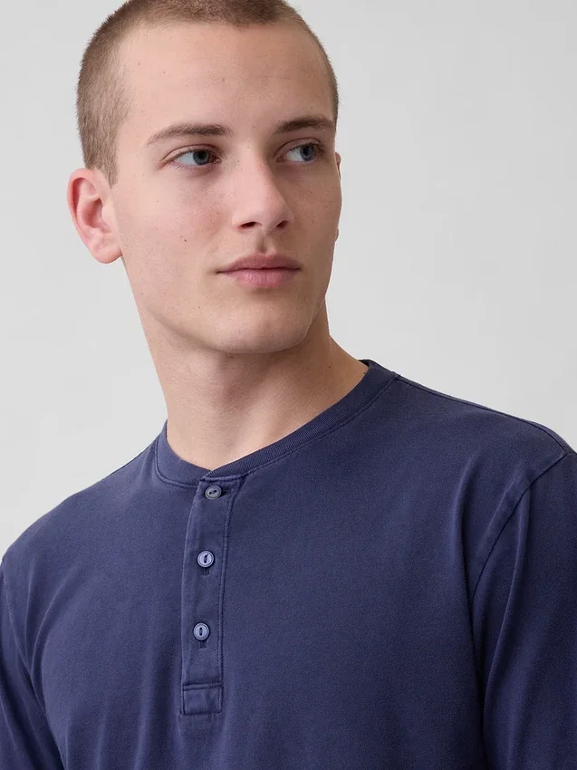 Tričko Henley s volným střihem