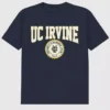 Tričko s grafickým motivem univerzitního znaku University of California Irvine