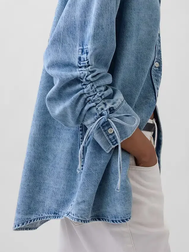 Ultra měkká džínová košile v oversized střihu s řasenými rukávy
