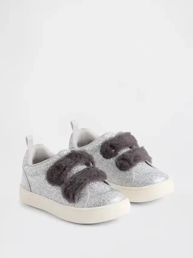 Veganské tenisky s kožešinou a glitry pro batolata
