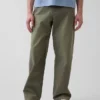 volné khaki kalhoty
