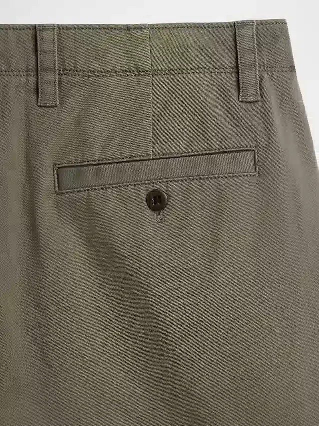 volné khaki kalhoty