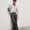 volné khaki kalhoty