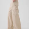 Volné khaki kalhoty s vysokým pasem