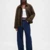Voskovaná plátěná bunda typu „barn jacket“
