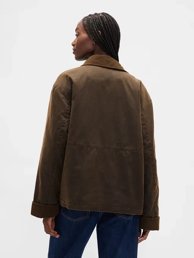 Voskovaná plátěná bunda typu „barn jacket“