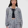 Větrovka GapFit Tech Gingham