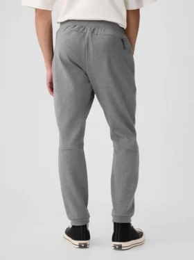 Úzké joggingové kalhoty GapFit Tech