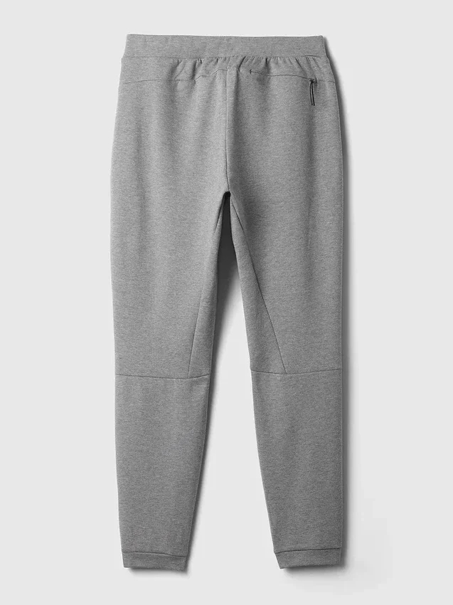 Úzké joggingové kalhoty GapFit Tech