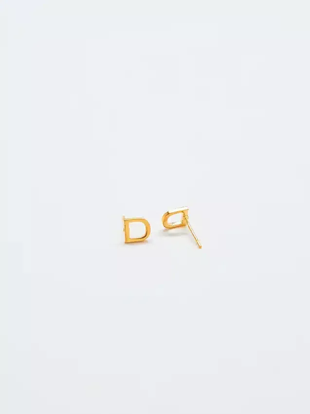Zlaté náušnice s iniciálami Admiral Row